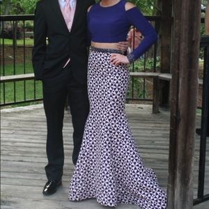 Mac Duggal prom dress